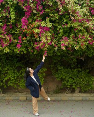 Shreyaa Kapoor Instagram - Jan 2024 it was decided that my wedding would be in Dec. And now that we are here, I feel I was a lot more mindful and grateful for people around me this year. 🫶🏼

Maybe it was the fact that I knew that it is indeed so transient because I am moving outside India post marriage. 🫢

Here is a little peak into the months that went by! ❤️
Jan: Got this picture sent from a childhood friend who is a bridesmaid at my wedding. Crazy how fast we grew up. 
Feb: Attended coldplay in BKK but the highlight was the fact that this trip was with my 2 best friends from Bain! 
Mar: Spring had sprung. And I couldn’t be more happy! 🌱
Apr: Gave a TEDx talk! 
May: Bdayy month and I couldn’t care less but people around me cared wayyy too much! 🧿
Jun: Shot 5 videos back to back in peak Delhi heat! 
Jul: This was roka month! Explored literally all wedding markets in Delhi! 🫠
Aug: They say you are best friends with people you have least pictures with. And this twirl is the only decent picture I have with my best friend of 17 years who is also getting married soon! 😭
Sept: Finally decided to do wedding shopping. Sabyasachi was amazing but it just didn’t make sense to me as a finance creator. 😵
Oct: Did a small weekend trip with all my Bain friends. Boon at Bain. 🤝
Nov: Vandit and I went into long distance relationship yet again. (Have been for 4 years out of 8 total). He sent these flowers coz I was going crazy with wedding prep. I think I took like 1000 photos. Also went to Dubai?! 
Dec: Official wedding invite we sent out. NO INCOME TAX FTW! 🙌🏼

The wedding is just around the corner and I’m so grateful for the people who kept me sane throughout! And that includes you! Thank you so much for sticking around this year! ❤️

Only asking for your love and wishes as I step into the next chapter of my life! 🙏🏼