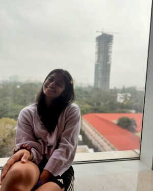 Shreyanka Patil Instagram - Good morning from Bengaluru, where the weather wakes up more confused than me. Sunshine? Rain? Fog? All at once? Looks like today’s forecast is ‘whatever it feels like’! 🌦️☀️🌧️#bengaluru