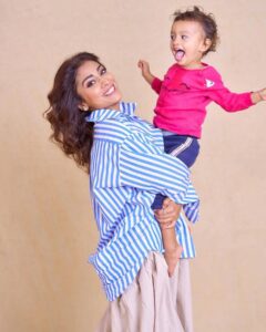Actress Shriya Saran HD Photos and Wallpapers January 2025