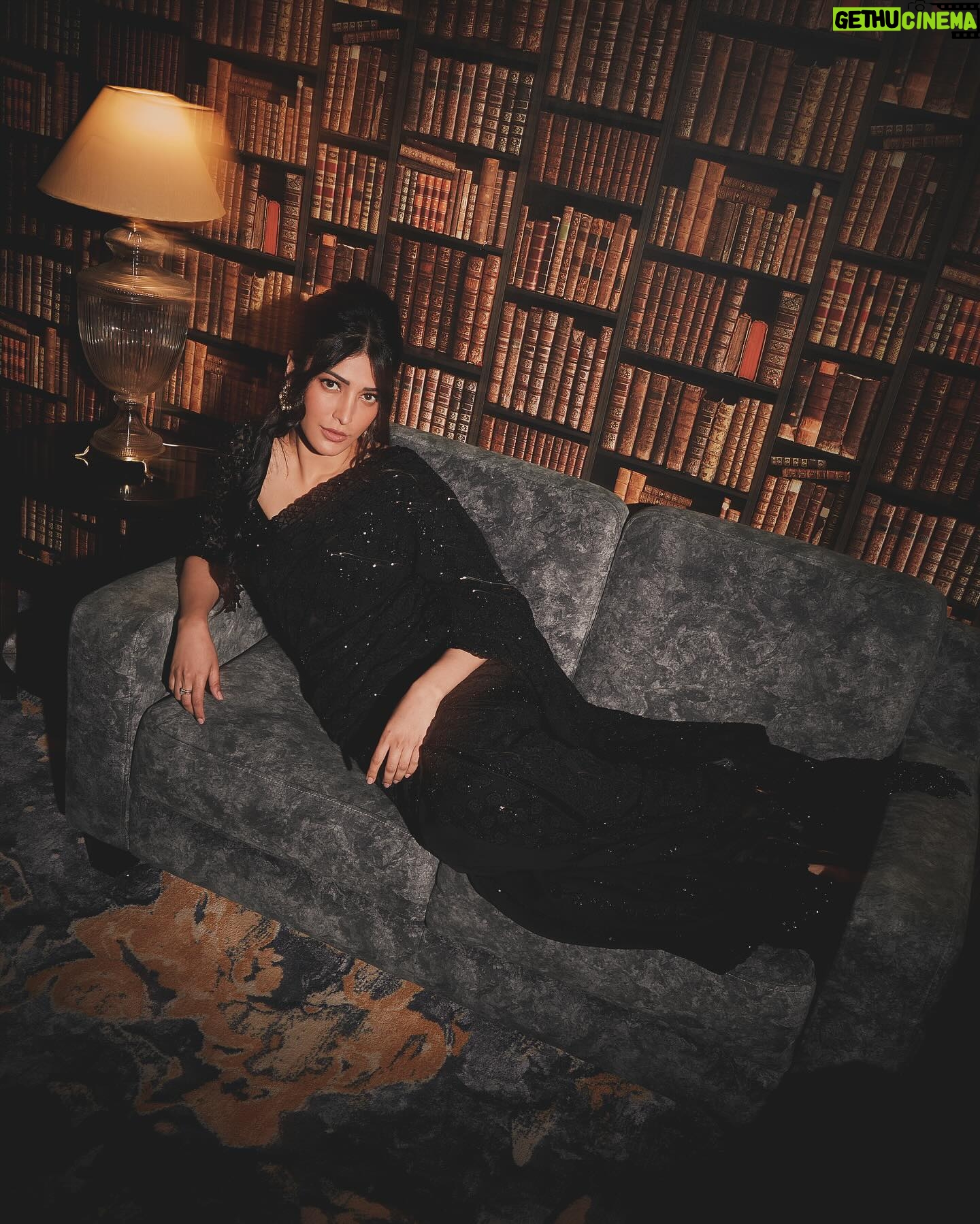 Shruti Haasan - 885.4K Likes - No regrets .. ever 🧿 played a little dress up to receive my award from @avalvikatan Thankyou so much for the honour 🙏 it was so inspiring and humbling to be in the company of strong ambitious and truly special women ✨
.
.
.
.
.
.
Styling:@Openhousestudio.in
Styleteam:@stylewithmohana @sxdhksh @dheetchi.designs
Photography:@arungnanavel
Outifit:@sawangandhiofficial
Blouse:@mokshaa_chennai
Jewellery: @kalamandirjewellers
Hair:@puii_c_ammy
Makeup:@prakatwork 