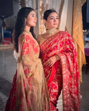Shruti Rawat Instagram - Papasa photobombing in the Selfie 🤷🏻‍♀️ #yehrishtakyakehlatahai #yrkkh