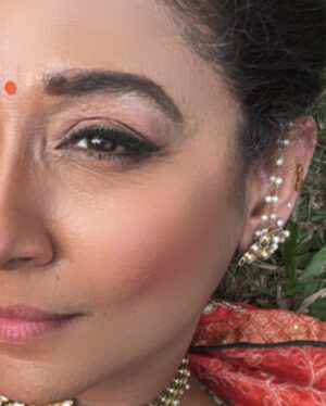 Shruti Ulfat Instagram - One with myself… 🧡💚