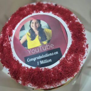 Shweta Arora Instagram - ONE MILLION. 
ONE FREAKIN' MILLION.

Yayyyyyy!!!!!! 😍

Can't express how amazingggg it feels! ❤️❤️

Guysssssss.. WE DID IT!! :')

I remember when we hit 100k, I wrote on a board behind me - "Road to 1 Million", little did I know it'd happen so fast 😋 

You guys are the BEST!! 
This moment is not just for me but for my family, my team, and every single one of you who's been awaiting this day!

In fact, I was getting comments from you guys wishing 1M in advance :')) that just shows how much of a collective achievement this is!!

So CONGRATULATIONS, EVERYONE!! We have done it. 

Pata hai, mere papa ne dadi ma ko explain karna tha what 1 million subscribers mean, so he said "Shweta ke channel ko 10 lakh log dekhte hain". That is when it hit me! 🙈

This is crazy!! 
Hope you guys are feeling excited too! ❤️❤️

Any ideas on how we should celebrate it together?

P.S. - Thank you SO much, guys! I genuinely am super grateful to each and every one of you for making this possible and letting me experience this joy, it means the world to me 🥰