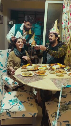 Shweta Bhattacharya Instagram - Finally #Aiburobhat @bhattacharya.sweta21 r @rubel.official er ❤️
@hortonscanteen ❤️
#aiburobhaatspecial #swetabhattacharya #rubeldas #rudrasaha #biye #kolkata #tollywood #banglaserial #love #maa #bangalibiye