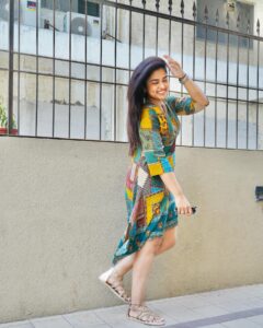 Actress Siddhi Idnani HD Photos and Wallpapers December 2024