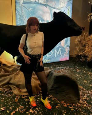 Sierra McCormick Instagram - Thx @primevideo and @mgmplus for dropping season 3 of FROM and for letting me have an evening with 2 Tauruses 💅♉️🐂