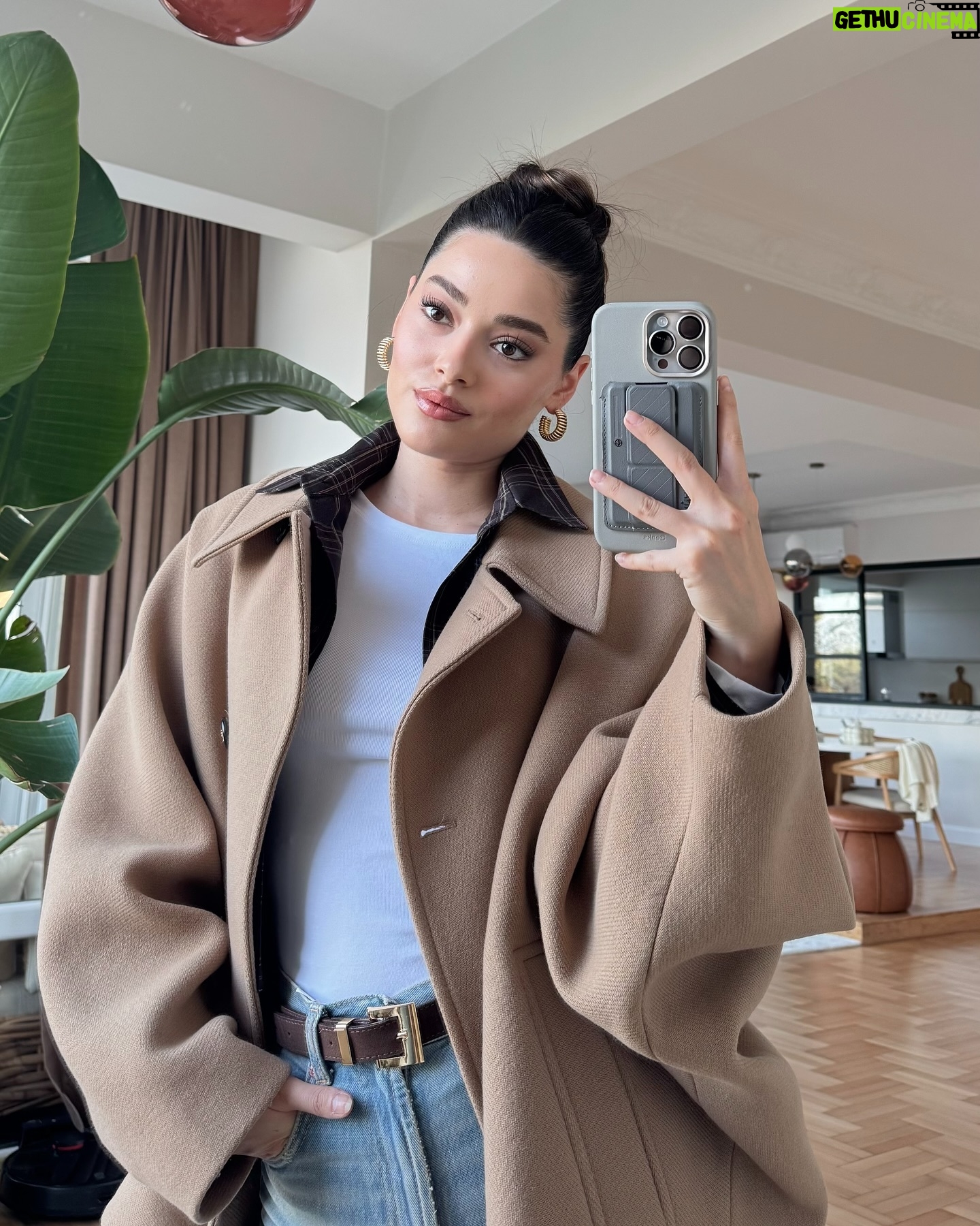 Simay Barlas - 261.6K Likes - πΈπ€πβ¨