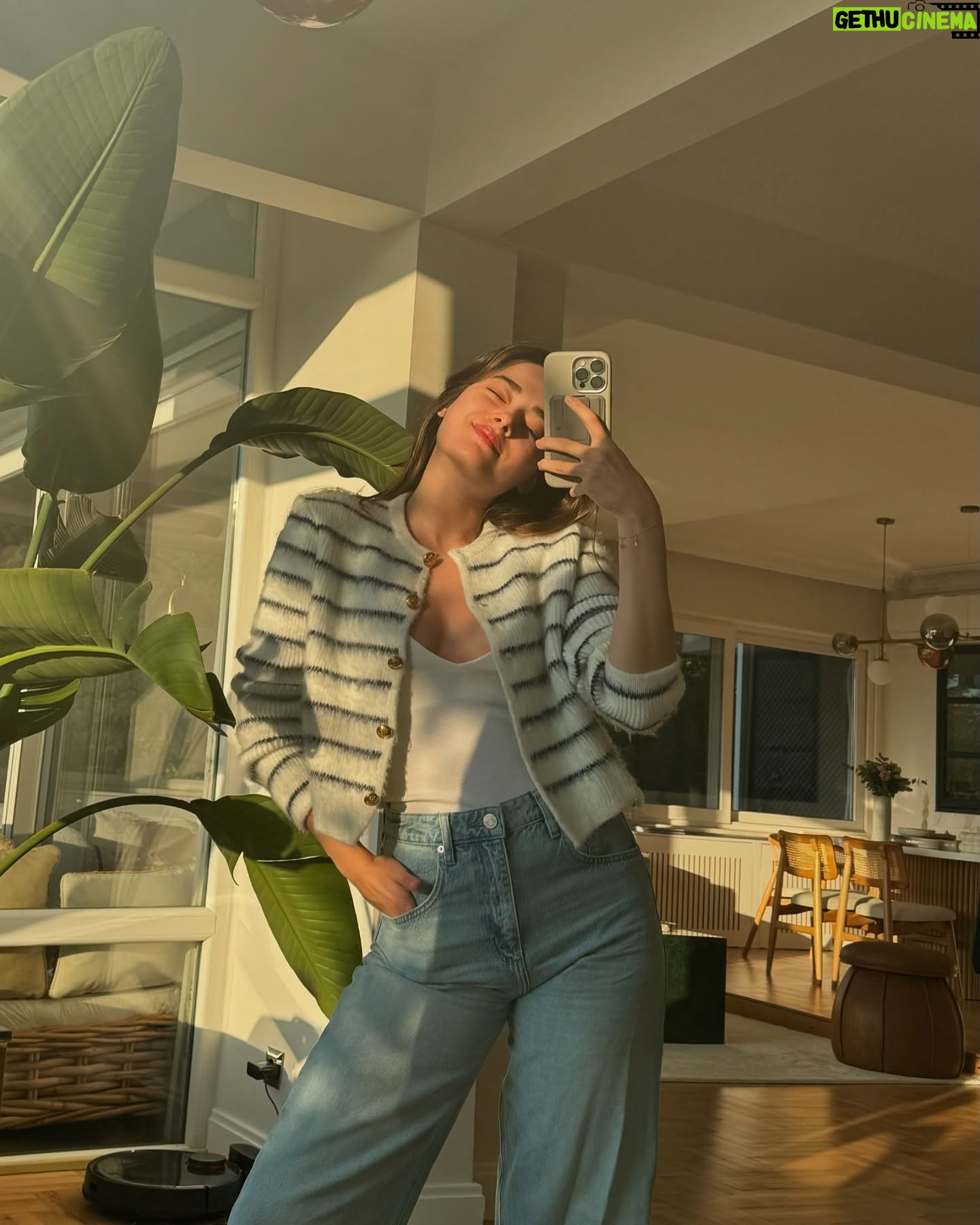 Simay Barlas - 285.7K Likes - โจ๐ธ๐๐ซง