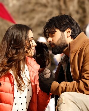 Simrat Kaur Instagram - Tum ishq nahi ho,
bus mai re liye ♥️
Jo muj mai basi hai wo jaan ho tumm…meri jaan ho tum🥹🫶

✨Apki favourite line konsi hai ♥️🫶????? Batao