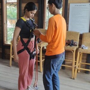 Siri Ravikumar Instagram - Have been off everything lately because i was lost in Laos! What a beautiful country! Sharing some glimpses from the trip! ❤️ Part 1