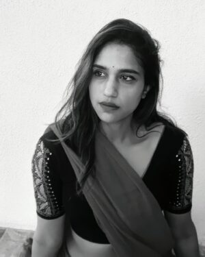 Siri Ravikumar Instagram - ಹೀಗಿತ್ತು ಹಬ್ಬ:) Lots of food and lot of Shuri time. Hope you all had a good one! Happy Dasara:) May you all find the strength to shun the evil within you! ❤️