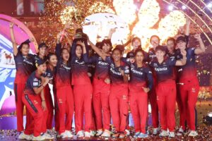 Smriti Mandhana Instagram - Ee Sala Cup N̶a̶m̶d̶e̶ Namdu! 🏆

ಈ ಸಲ ಕಪ್ ನಮ್ದು ...