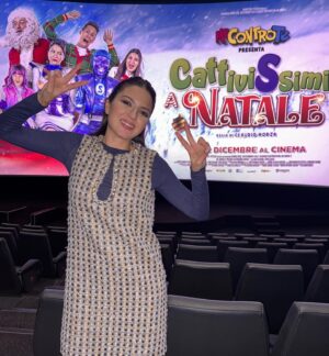 Sofia Scalia Instagram - Fai un film di Natale e sei la persona più felice del mondo 🎄 #cattivissimianatale @warnerbrositalia