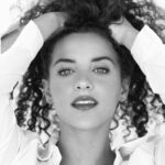 Sofie Dossi