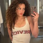 Sofie Dossi