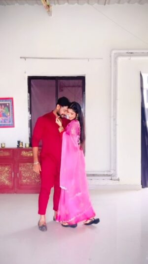 Somalin Parida Instagram - ପ୍ରେମ ନଜର🙈♥️