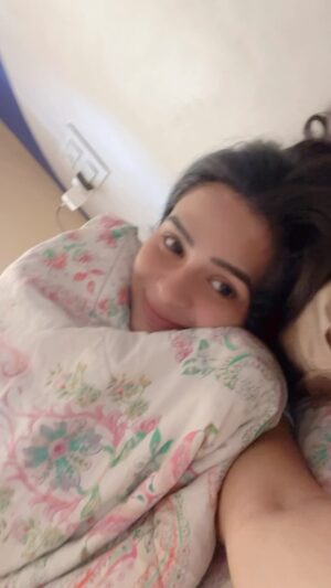Sonal Vengurlekar Instagram - 🤣🤣🤣🤣

#comedy #memes #funny #reelitfeelit #winter #winters #trendingreels #comedyreels