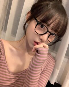Actress Song Ye-bin HD Photos and Wallpapers October 2024