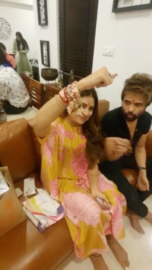 Sonia Kapur Instagram - Rakshabandhan celebrations begin with family @realhimesh ❤️❤️❤️❤️