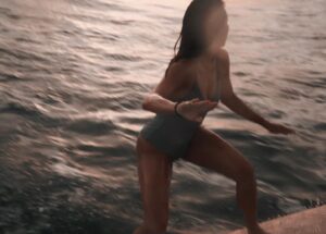 Sonya Pandarmawan Instagram - Till the sun goes down🧡

#bali #island #surf
