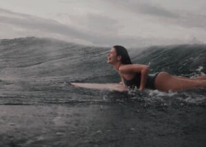 Sonya Pandarmawan Instagram - Till the sun goes down🧡

#bali #island #surf