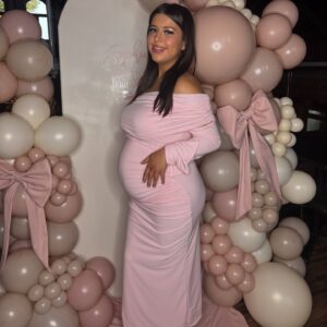 Sophia Grace Brownlee Instagram - the most beautiful baby shower 🎀🩷