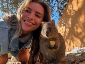 Sophia Thomalla Instagram - Never say again that Roger Federer had better Quokka photos than me 😂