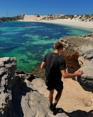 Sophia Thomalla Instagram - Best day EVER 🥹🇦🇺❤️ #quokka #bucketlist