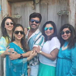 Sridevi Vijaykumar Instagram - ❤️

#family #myeverything #siblings #love #forever #memoriesmade