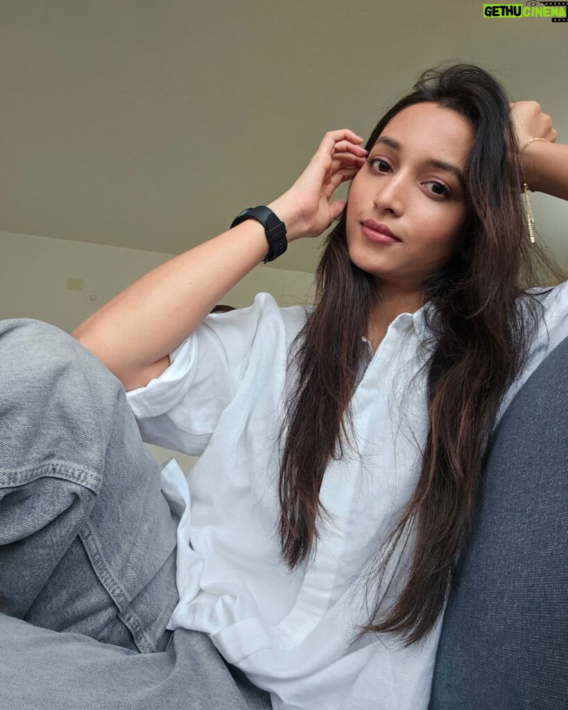 Actress Srinidhi Ramesh Shetty HD Photos and Wallpapers November 2024 ...