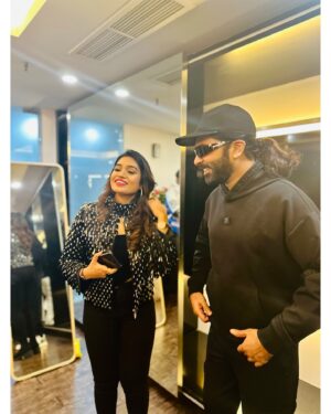 Srinisha Jayaseelan Instagram - Okayyyyyyy enna caption podradhunu therlaaa… Swipe till last to see my reactions, which say it all🫠❤️💜🧿🧿🧿
I went blank for two days... Sorry Black for two days🥹🫠❤️💜
@primarkproductions