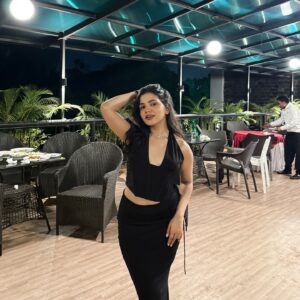 Srishti Garg Instagram - winter arc in progress 🤪