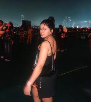 Srishti Garg Instagram - post concert hair giving more than concert hair

i luv u @maroon5 💞

thanku for a lovely evening @bookmyshowin @kotakbankltd ⭐️