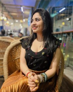 Actress Srushti Dange HD Photos and Wallpapers January 2025