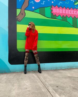 Stana Katic Instagram - Brrrrr.. it’s cold in here…

🌬️❄️💋 @cdicelove13