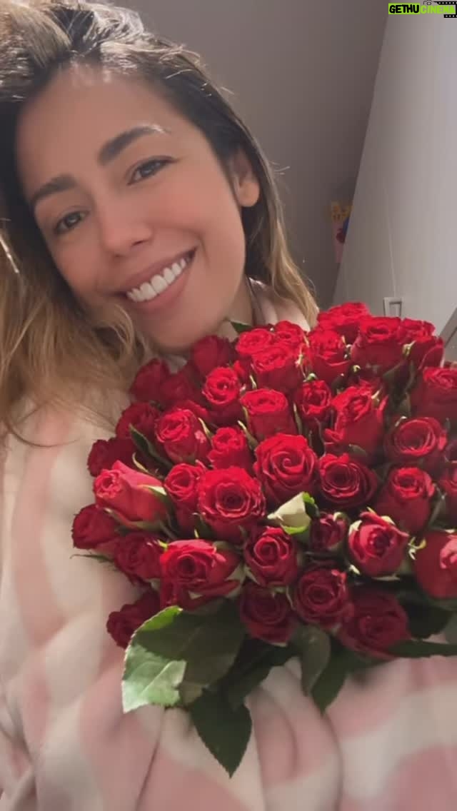 Stephanie Herela - 227 Likes - Ámate linda 🌹 #reels