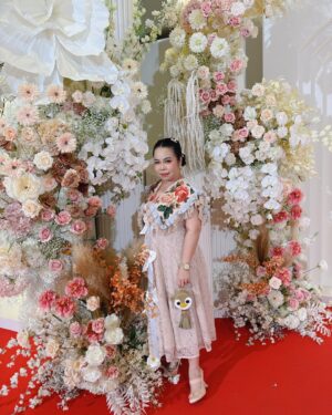 Sudarat Butrprom Instagram - เป็นการไปร่วมงานแต่งที่มีความสุขมากๆสนุกตั้งแต่ต้นจนจบดีใจกับคู่บ่าวสาวดีใจกับครอบครัวของทั้งคู่ด้วยนะคะ 🤵🏻‍♂️👰🏻‍♀️🤵🏻‍♂️👰🏻‍♀️ 🩷🩷