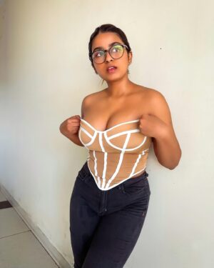 SuhanaKhan Instagram - but i love me more honey🔥
#suhufam