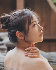 Actress Sumire Uesaka HD Photos and Wallpapers January 2025