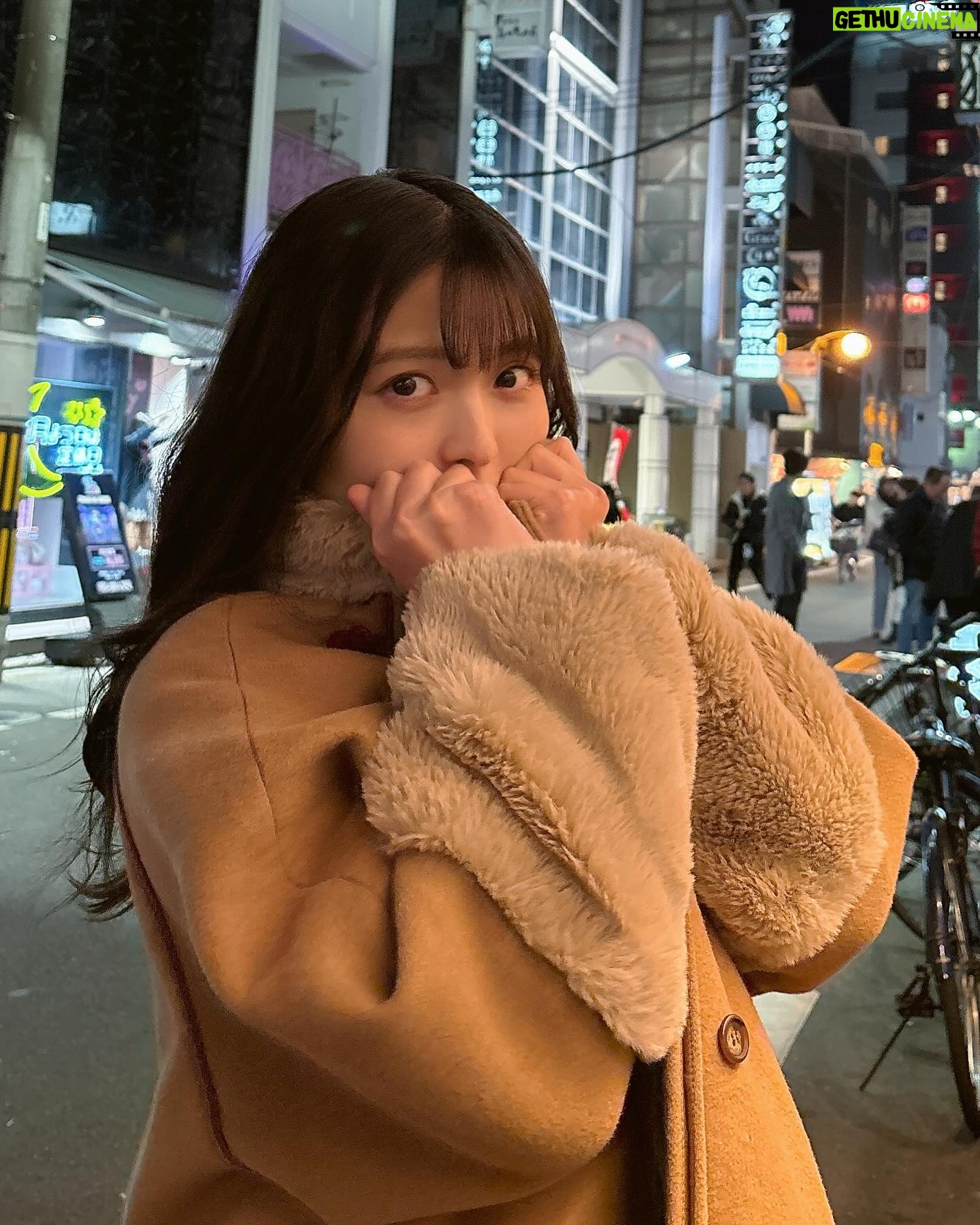 Sumire Uesaka - 40.2K Likes - かようび!
おおみそかですね〜!!
皆さま、すこやかにお過ごしでしょうか?
大晦日、みんなは何食べるのかな…?
私はお蕎麦は買いましたよ!!
2024年、本当にありがとうございましたっ!
楽しいことがたくさんできました!幸せいっぱい大充実な時間を共に過ごしてくださって、感謝です!
そして2025年も、楽しさと好奇心とすこやかに溢れる一年にしましょうね!
同志よ、ますます、すこやかになーーれっ!!
それではみなさま、素敵な大晦日の時間をすごしましょう!
良いお年をですっ!
#上坂すみれ