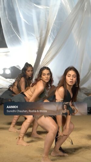 Sunidhi Chauhan Instagram - Meta banner. Mega energy. Maximum vibes. 

That’s Aankh.

#metamode #sunidhichauhan #sunidhi #sanyamalhotra #metaready #explore #aankh #streamingnow