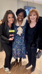 Actress Sunny Hostin HD Photos and Wallpapers December 2024