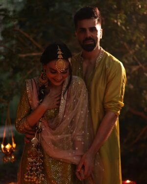 Surbhi Jyoti Instagram - Dear 2024,
You were special 🧿♥️
Thanks for all the love and memories 🎉
