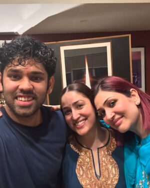 Surilie Gautam Instagram - The greatest gift our parents gave us was each other 🥰❤️🤗
#happybhaidooj #love #foreverbond❤️