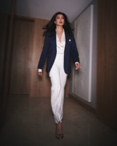 Actress Sushmita Sen HD Photos and Wallpapers December 2024