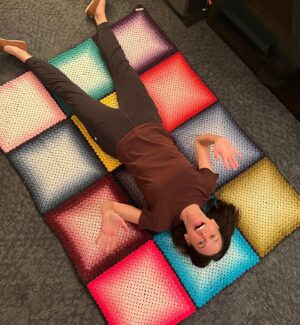 Sutton Foster Instagram - Lion Brand, of course.

@lionbrandyarn #crochet #crochetaddict #crocheting #crochetlover #crochetersofinstagram #crocheteveryday #crochetlove #hookedoncrochet #lionbrand #lionbrandyarn #blanket #crochetblanket