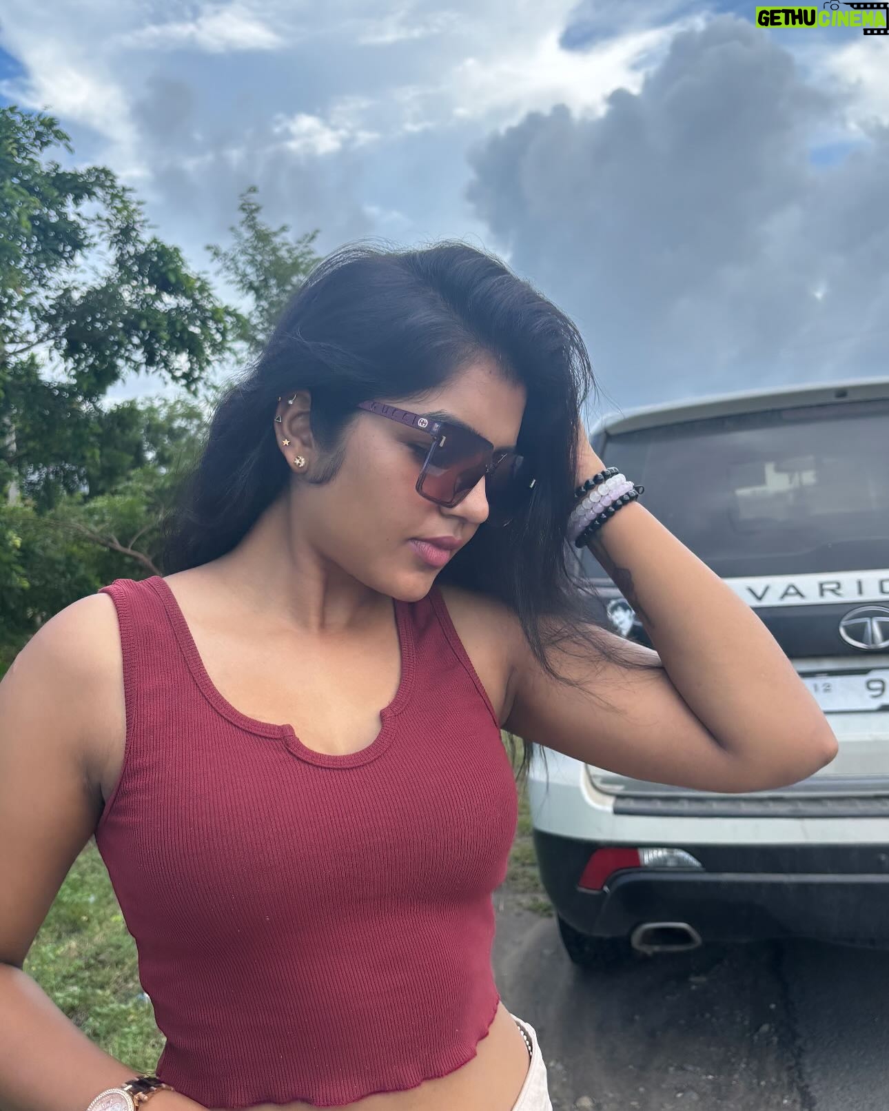 Suveta Shrimpton - 6.7K Likes - Sunsets n good vibesš
š· @ak_morningstar____ ā¤ļøš§š¾āāļøš§æ
.
.
.
#casualstyle #pondicherry #drive #positiveenergy #peace #nature #suveta #suvetashrimpton