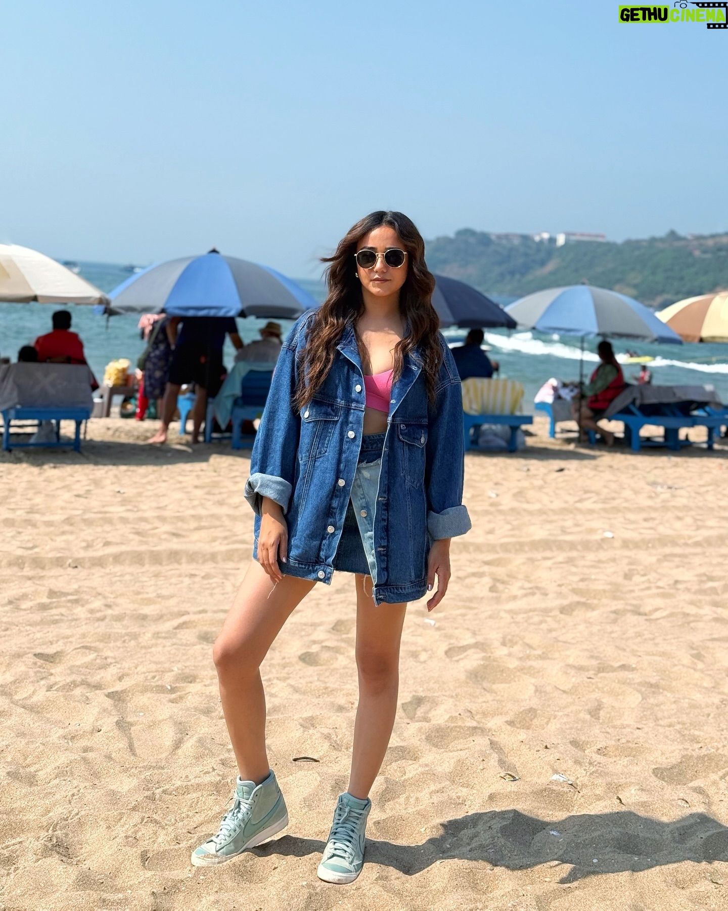 Swastima Khadka - 39.9K Likes - Work done, Denim on, Goa sun. 🤗