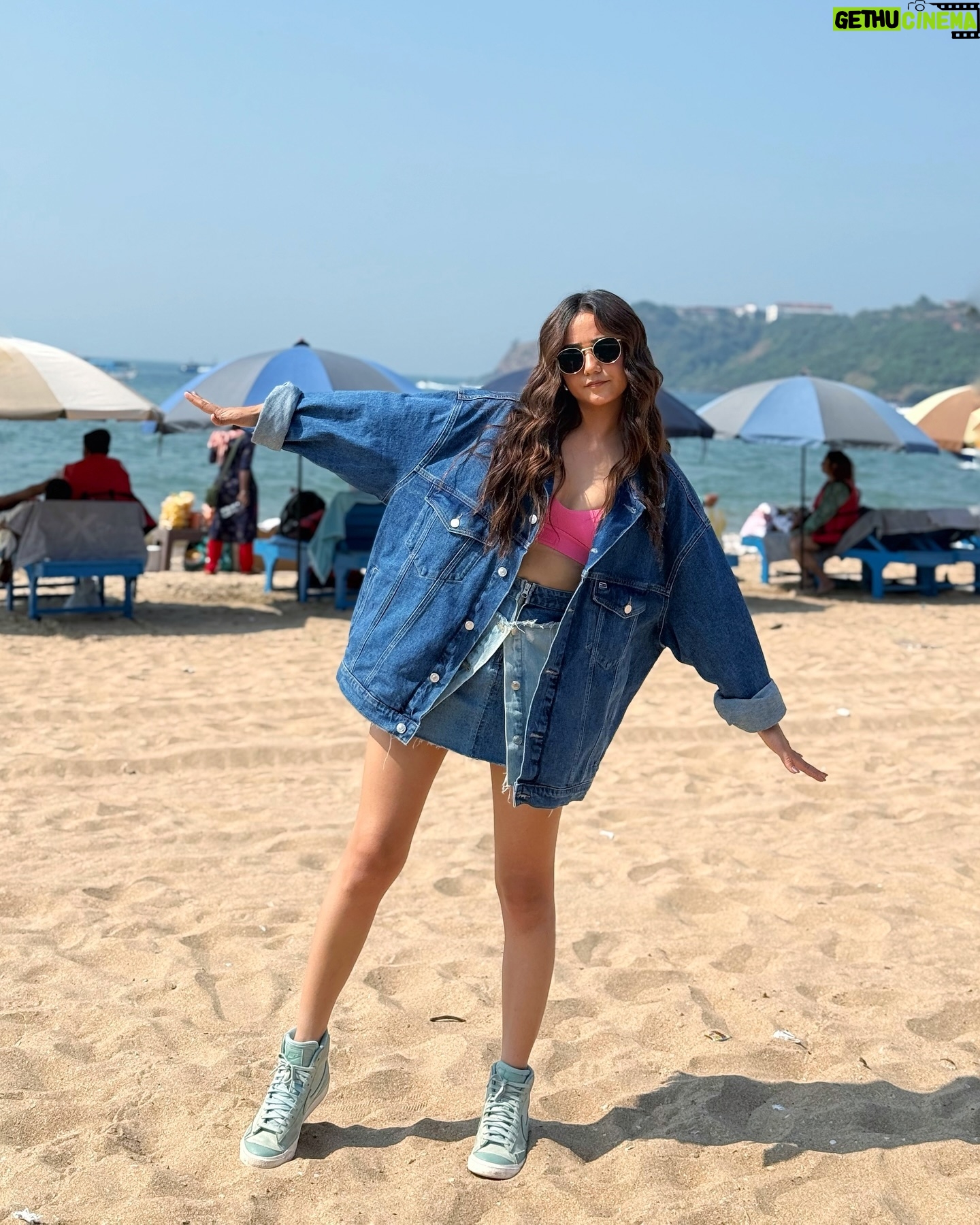 Swastima Khadka - 39.9K Likes - Work done, Denim on, Goa sun. 🤗