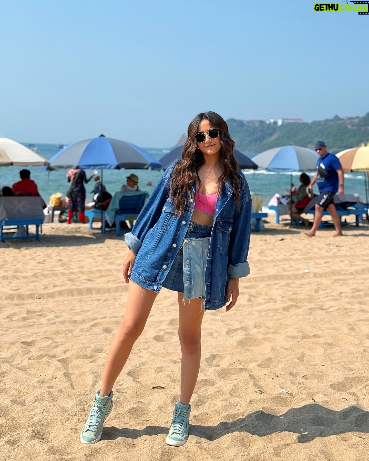 Swastima Khadka - 39.9K Likes - Work done, Denim on, Goa sun. 🤗